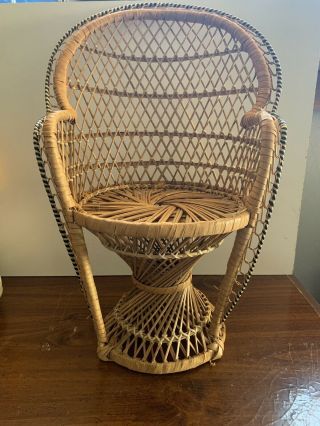 Vintage 16 " Wicker Peacock Fan Back Chair Lite Weight Rattan Plant Stand Euc