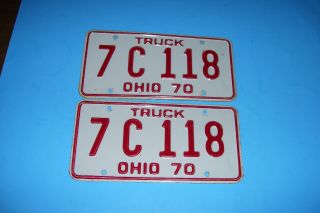 Vintage Set Of (2) 1970 Ohio Truck License Plates 7c 118 Gray & Red.  Ohio State