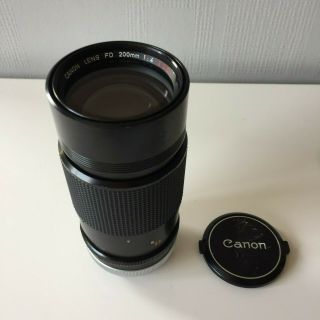 Canon Lens FD 200mm 1:4 S.  S.  C 5