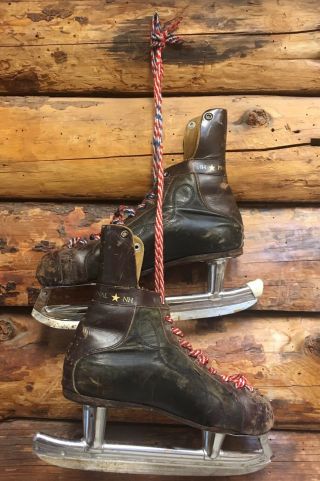 Vintage Black Leather Hockey Ice Skates Sz 11.  5 Riedell Red Wing Mn Cabin Decor