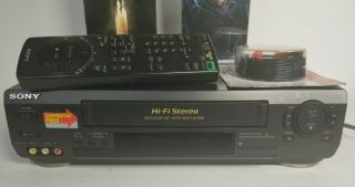 SONY SLV - N50 VCR VHS Video Player Recorder,  AV Cable,  REMOTE, 2