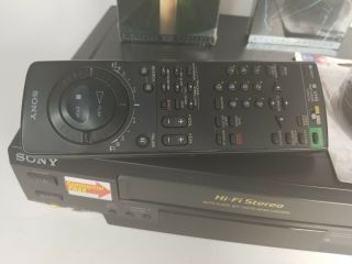 SONY SLV - N50 VCR VHS Video Player Recorder,  AV Cable,  REMOTE, 4