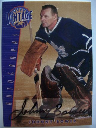 2001 - 02 Be A Player Vintage Autograph,  Johnny Bower,  Toronto Box 7