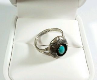 VINTAGE NAVAJO S DICKENS STERLING ETCHED SHADOWBOX TURQUOISE SIZE 5.  5 RING 5