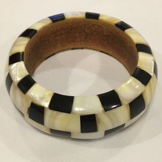 Vintage Chunky Bangle Checkered Mother Of Pearl And Black Color Wood Interior