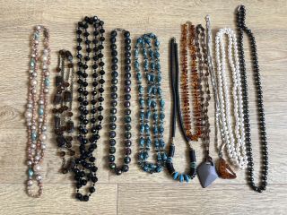 11 Vintage / Old / Custome / Interesting Necklaces (jewellery)