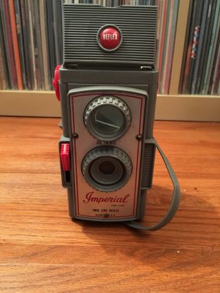 Vintage Imperial Deluxe Twin Lens Reflex Six Twenty Box Camera Made In Usa