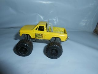 Vtg 1984 Jri Road Champs Bear Foot Monster Truck Chevy/gmc Yellow 1/64? Rare