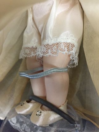 Vintage Madame Alexander Bride Doll - 8 inch - 435 - Brunette with Blue Eyes 5