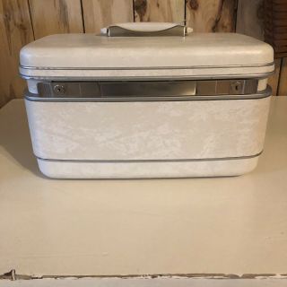 Vintage Samsonite Silhouette Train Travel Makeup Case Luggage With Tray & Key