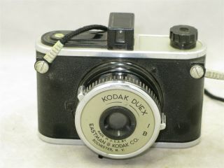 Kodak Duex 620 Roll Film Camera (c.  1940 - 1942)