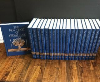 The Book Of Knowledge Set 20 Encyclopedia Grolier Usa - 2001