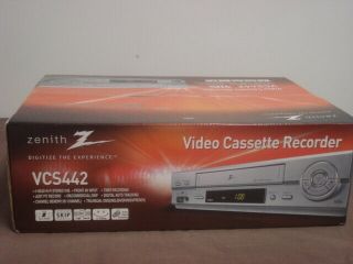 Zenith VCS442 4 - Head Video Cassette Recorder Hi - Fi Stereo 2
