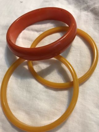 Vintage Lucite Or Bakelite Bangle Bracelet Trio Orange Marbled Yellow Plastic 3