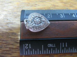 VINTAGE STERLING SILVER 1940 ' s PUFFY HEART CHARM REPOUSSE CHRYSANTHEMUM 3
