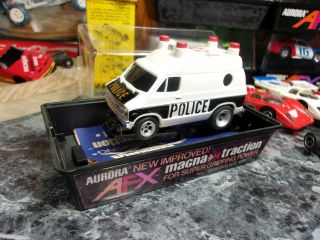 Vintage Aurora AFX slot car DODGE POLICE VAN BLK/WHITE W/Case - Cube 3