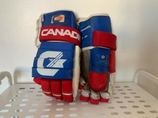 Vintage Canadien Ice Hockey Gloves Hg 38 Montreal Canadiens Colors 15” 1980’s