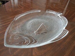 Vintage Large Anchor Hocking Clear Glass Fish Shaped Tray Platter Very Detailed