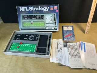Nfl Football Strategy Game Vintage Tudor Games 1980 - Complete