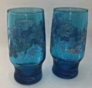Set Of 2 Vintage Blue Drinking Glasses With White Flowers