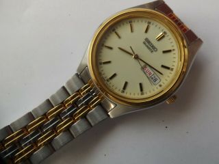 A Vintage Gents Stainless Steel Cased Seiko Quartz Watch