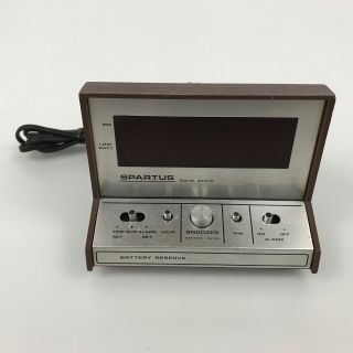 Vintage Spartus Solid State Digital Led Alarm Clock 21 - 3004 - 500 6.  G1