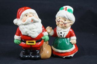 Vintage Enesco Classic Santa And Mrs Claus Salt & Pepper Shakers Sri Lanka