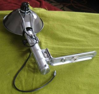 Vintage Minicam Synchron Flash Bulb Flash Gun w/ Cables,  Camera Base Mount 2