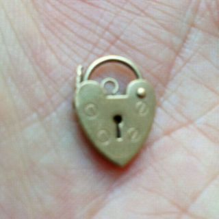 Vintage 9ct Gold Heart Padlock Clasp Gate Charm Bracelet 17mm