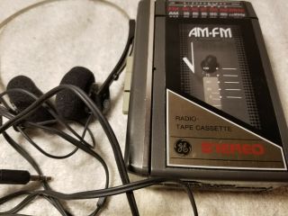 Vintage Ge Am Fm Radio Walkman Tape Cassette Player Model 3 - 5407a