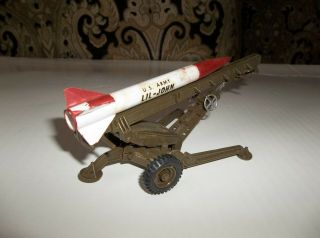 Vintage 1950 ' s Monogram Little John MX47 Missle with Mobile Launcher ONLY,  1/35 3