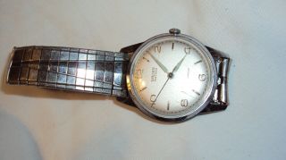 Vintage Gruen Precision Cal.  510 R33 Swiss 17 Jewel Mens Watch Runs