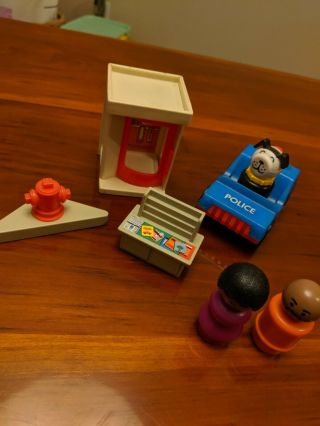 Vintage 1970 ' s Fisher Price Little People Police Car and Phone Booth 2