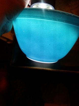 VINTAGE PYREX BLUE 1 1/2 pint ROUND MIXING bowl 401 EUC 5