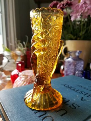 Vintage Lady ' s Hand Cornucopia Vase 6 1/4 