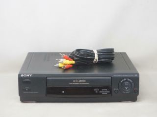 Sony Slv - 677hf Vcr Vhs Player/recorder No Remote Great