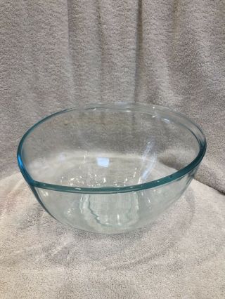Vintage Pyrex Tear Drop Mixing Kitchen Pour Bowl 2.  5 Qt Clear Aqua Color