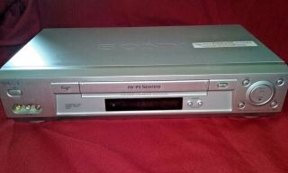 Sony Slv - N700 Hifi Stereo Vhs Video Cassette Recorder Player