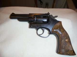 Vintage Crossman Pellet Pistol,  Model 38c/.  177 Cal