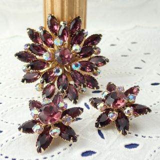 Vtg Gold Tone Deep Purple Ab Rhinestone Cluster Flower Pin Brooch Earring Set
