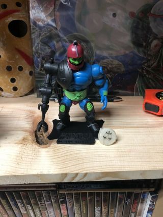 Masters Of The Universe Vintage Trap Jaw Complete With Ring Custom Stand Motu