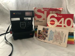 Vintage Polaroid 600 Land Camera Sun 640 Camera W/ Strap Retro
