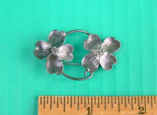 Vintage Art Nouveau Style Stuart Nye Sterling Silver Dogwood Flower brooch pin 8