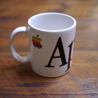 Vintage Apple Computers Macintosh Rainbow Logo White Ceramic Tea Cup Coffee Mug