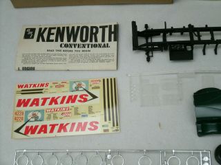Vintage AMT Kenworth Conventional W - 925 Semi Tractor 1:25 Model Kit T519 3