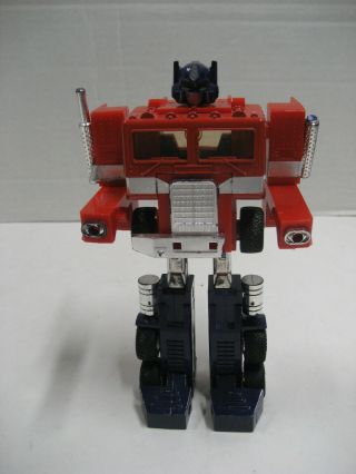 Vintage Transformers Optimus Prime Figure