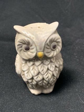 Vintage Ceramic Owl Salt And Pepper Shakers Collector Figurines C 2