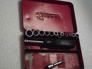 12pc SNAP ON SOCKETS,  VINTAGE BOX,  extension and tool.  TM series.  1/4 