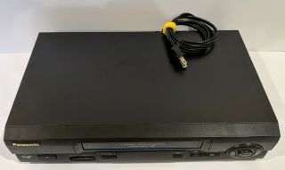 Panasonic PV - V4611 VHS/VCR 4 Head Hi - Fi Player,  Printed Manuel,  Remote,  & Cable 3