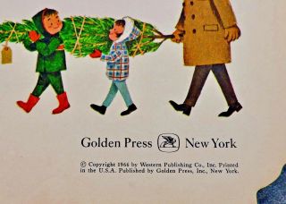 VINTAGE 1966 Golden Press Child ' s Illustrated Shape Book THE CHRISTMAS TREE BOOK 3